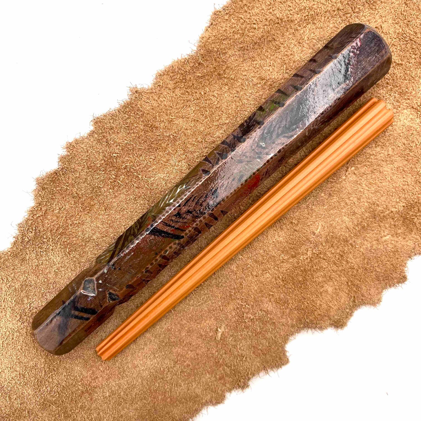 Classic with Leaf Print and Shine Glaze